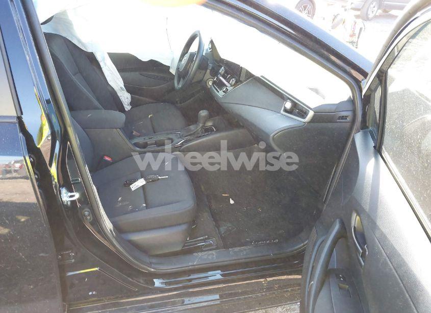 Photo 5 of 2024 Toyota Corolla LE (VIN 5YFB4MDE4RP133079)