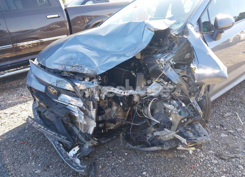 Photo 6 of 2024 Toyota Corolla LE (VIN 5YFB4MDE4RP136242)