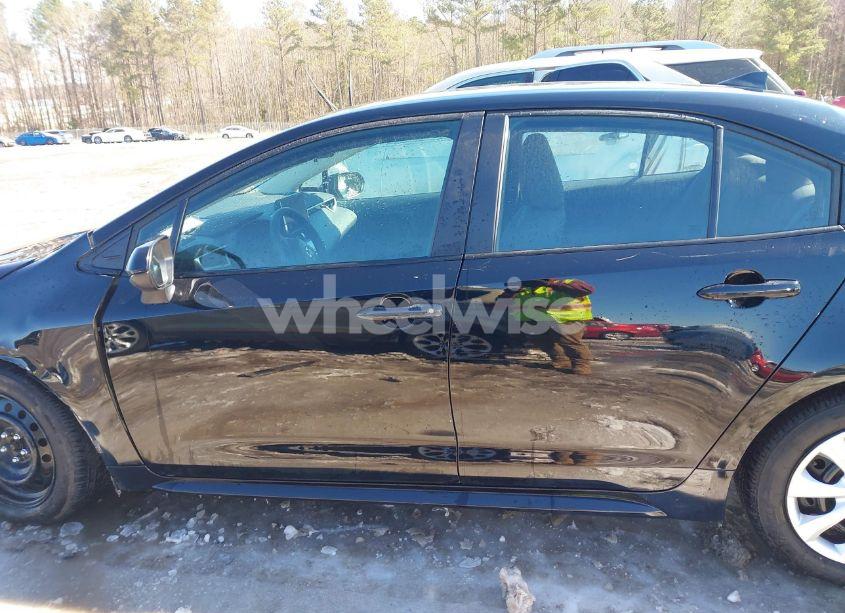 Photo 15 of 2024 Toyota Corolla LE (VIN 5YFB4MDE4RP140338)