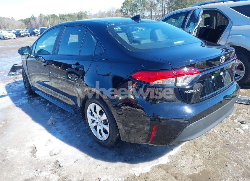 Photo 3 of 2024 Toyota Corolla LE (VIN 5YFB4MDE4RP140338)