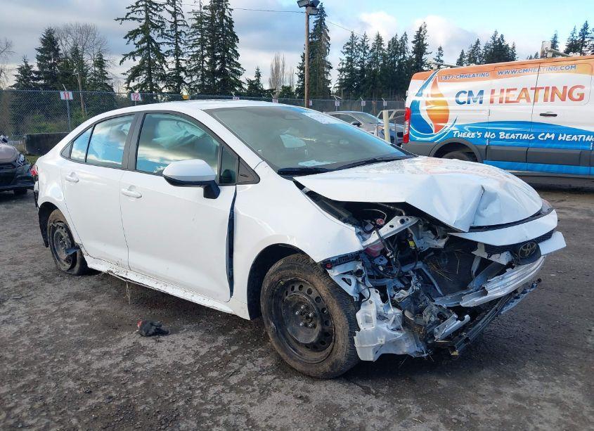 2024 Toyota Corolla LE (VIN 5YFB4MDE4RP142879) main photo