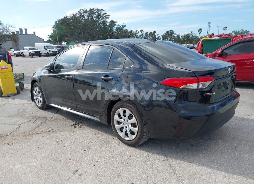 Photo 3 of 2024 Toyota Corolla LE (VIN 5YFB4MDE4RP155258)