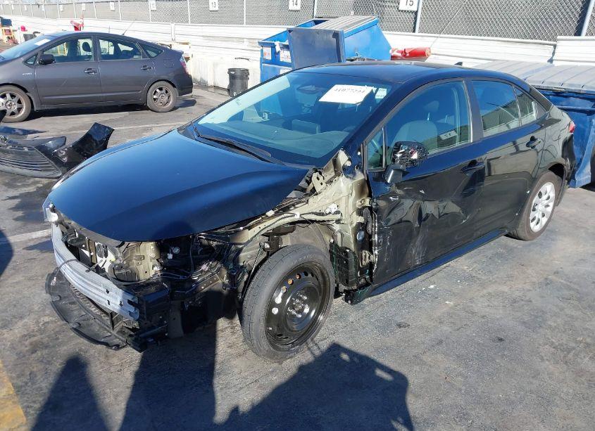 Photo 2 of 2024 Toyota Corolla LE (VIN 5YFB4MDE4RP159682)