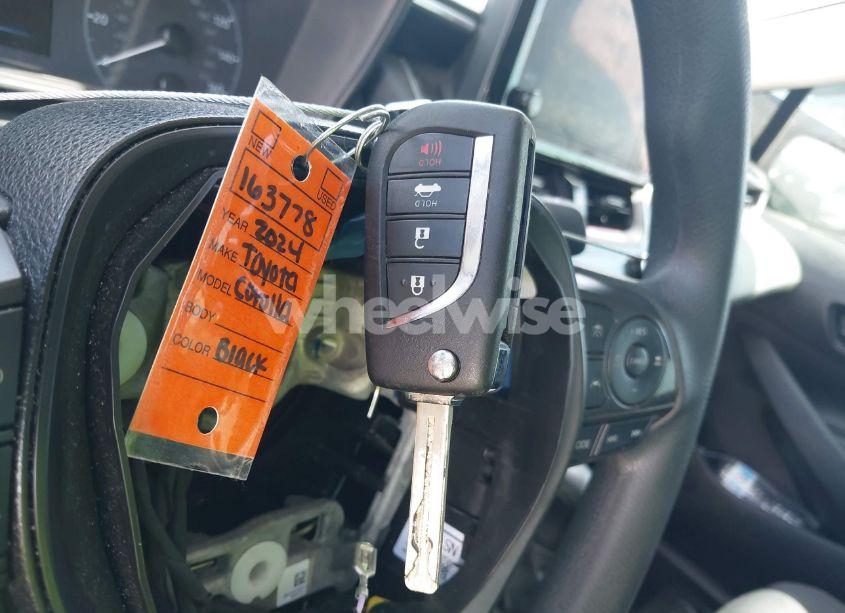 Photo 11 of 2024 Toyota Corolla LE (VIN 5YFB4MDE4RP163778)