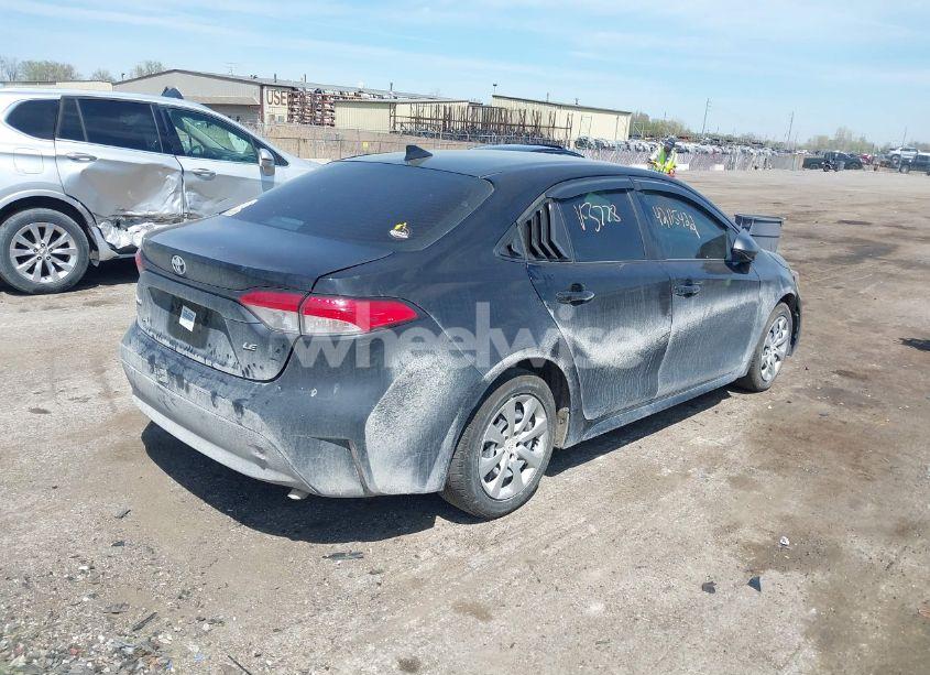 Photo 4 of 2024 Toyota Corolla LE (VIN 5YFB4MDE4RP163778)