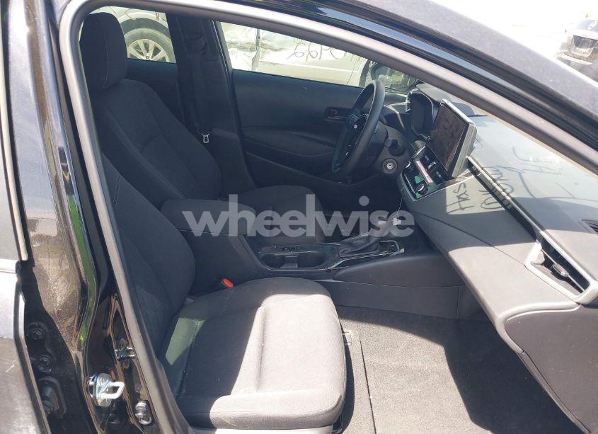 Photo 5 of 2024 Toyota Corolla LE (VIN 5YFB4MDE4RP163778)