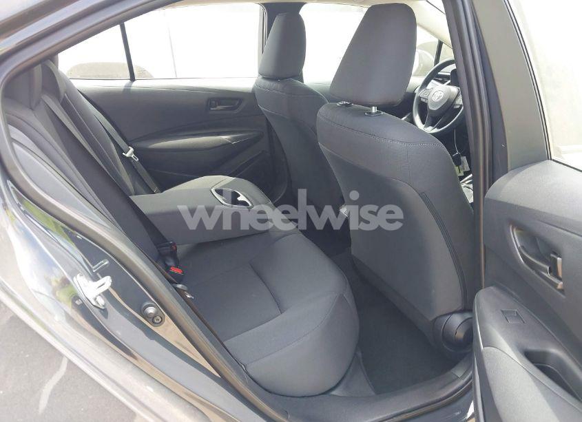 Photo 8 of 2024 Toyota Corolla LE (VIN 5YFB4MDE4RP177910)