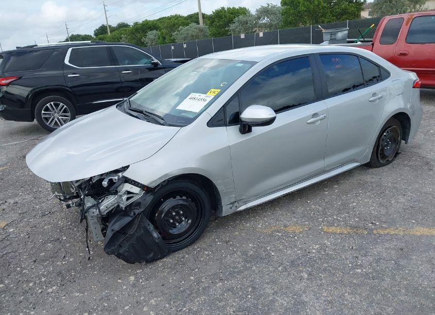 Photo 2 of 2024 Toyota Corolla LE (VIN 5YFB4MDE4RP180788)