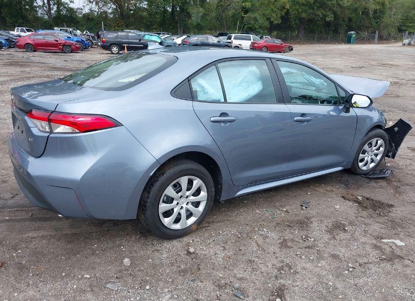 Photo 4 of 2024 Toyota Corolla LE (VIN 5YFB4MDE4RP184291)