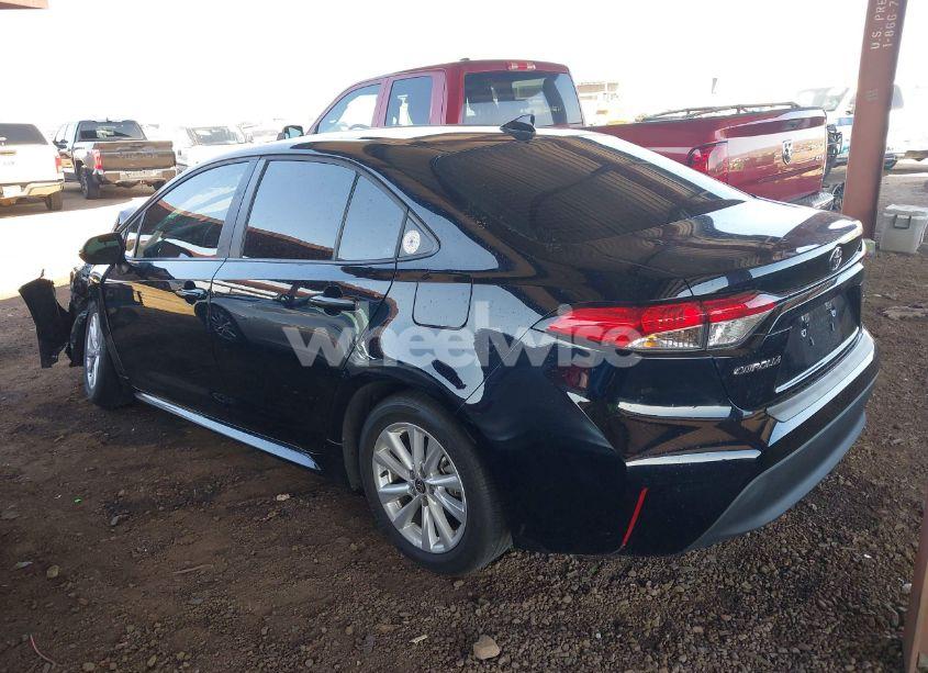 Photo 3 of 2024 Toyota Corolla LE (VIN 5YFB4MDE4RP187935)