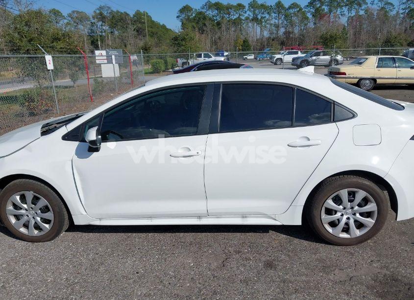 Photo 14 of 2024 Toyota Corolla LE (VIN 5YFB4MDE4RP189801)