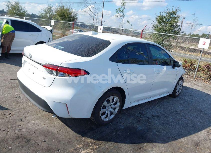 Photo 4 of 2024 Toyota Corolla LE (VIN 5YFB4MDE4RP189801)