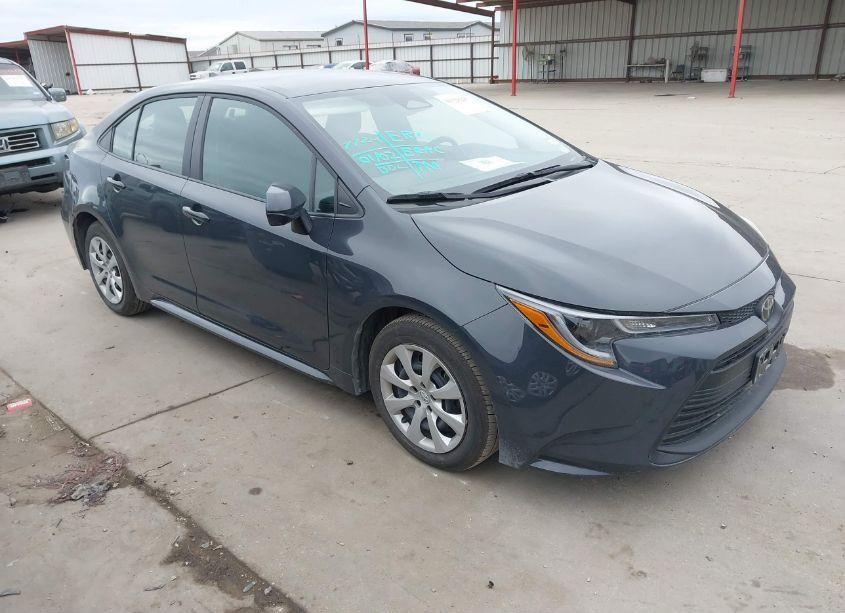 2024 Toyota Corolla LE (VIN 5YFB4MDE4RP193525) main photo