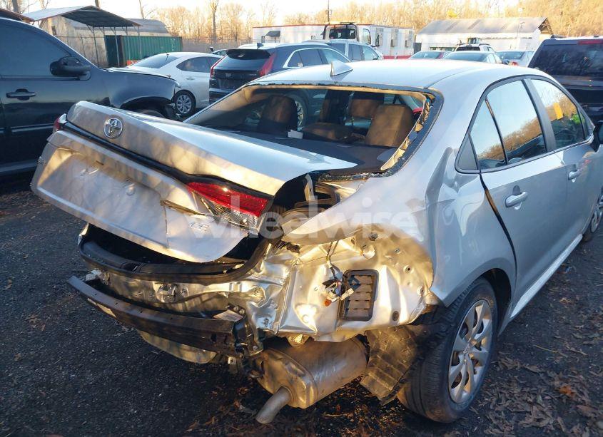 Photo 6 of 2024 Toyota Corolla LE (VIN 5YFB4MDE4RP199664)