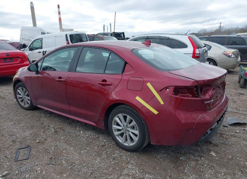 Photo 3 of 2024 Toyota Corolla LE (VIN 5YFB4MDE4RP204250)