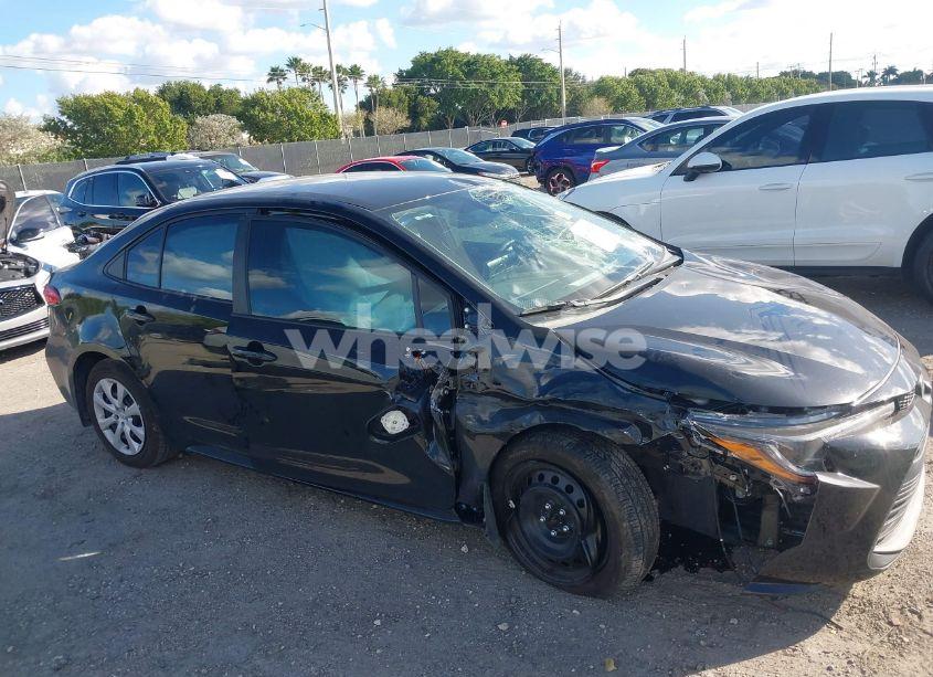 Photo 13 of 2024 Toyota Corolla LE (VIN 5YFB4MDE4RP212476)