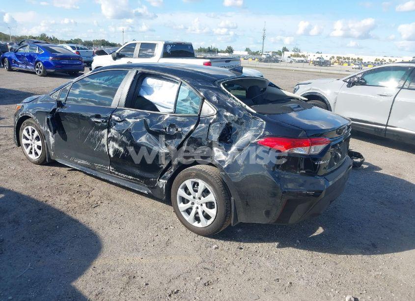 Photo 3 of 2024 Toyota Corolla LE (VIN 5YFB4MDE4RP212476)