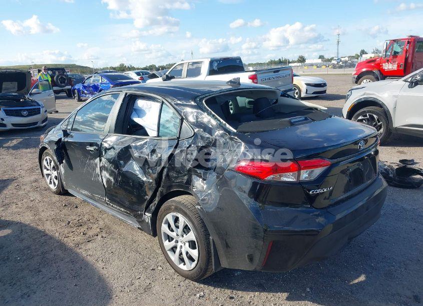 Photo 6 of 2024 Toyota Corolla LE (VIN 5YFB4MDE4RP212476)