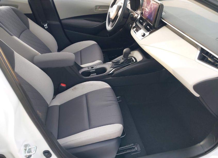 Photo 5 of 2024 Toyota Corolla LE (VIN 5YFB4MDE4RP221534)