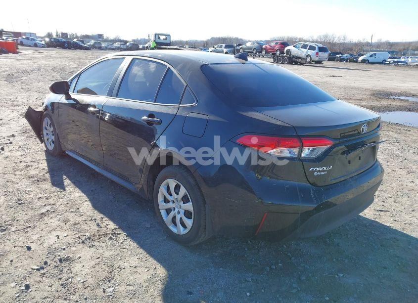 Photo 3 of 2024 Toyota Corolla LE (VIN 5YFB4MDE4RP222778)