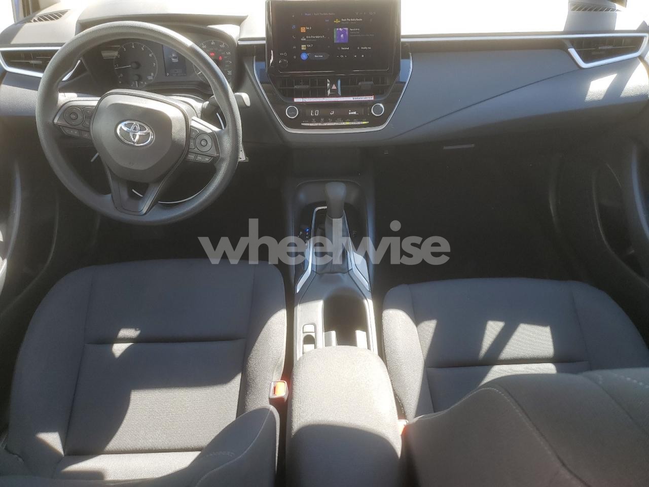 Photo 8 of 2025 TOYOTA COROLLA LE (VIN 5YFB4MDE4SP231759)