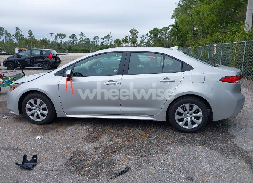 Photo 14 of 2025 Toyota Corolla LE (VIN 5YFB4MDE4SP233303)