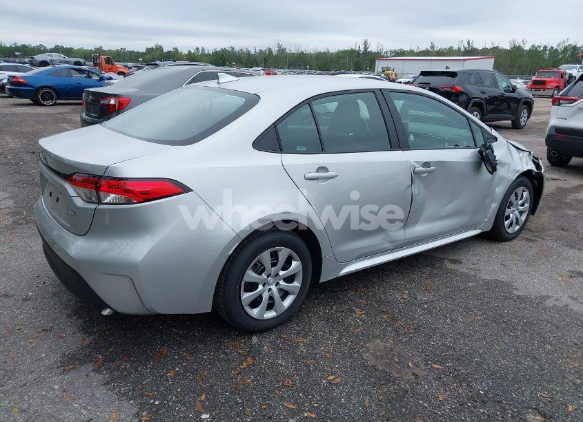 Photo 4 of 2025 Toyota Corolla LE (VIN 5YFB4MDE4SP233303)