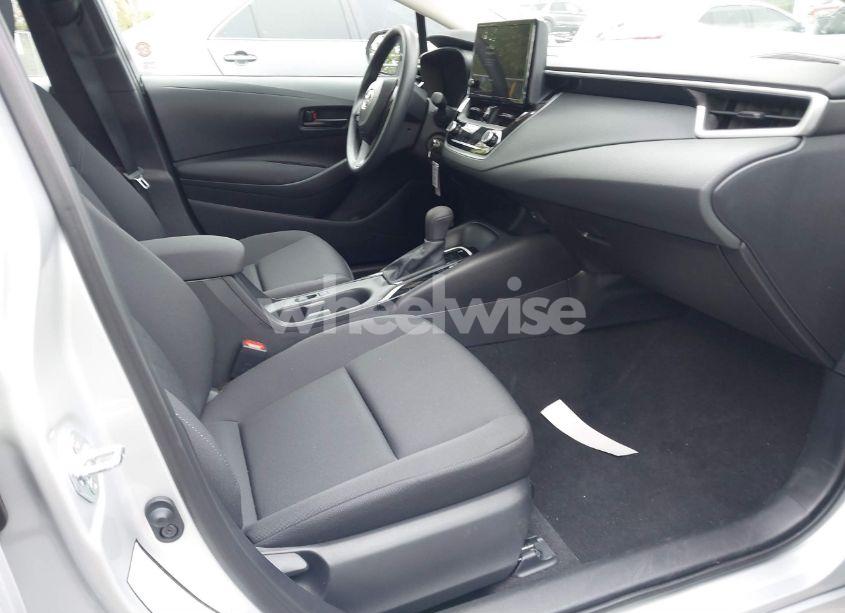 Photo 5 of 2025 Toyota Corolla LE (VIN 5YFB4MDE4SP233303)