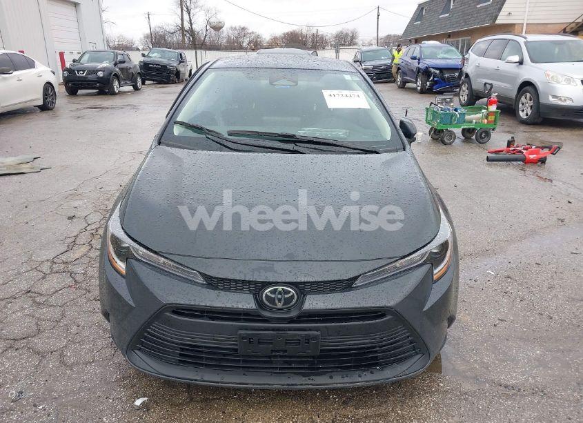 Photo 13 of 2025 Toyota Corolla LE (VIN 5YFB4MDE4SP233768)