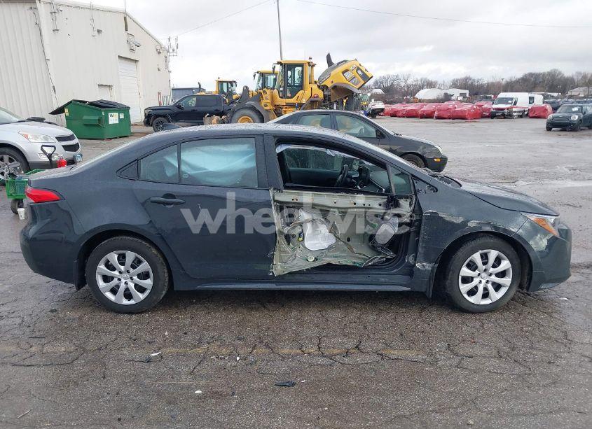 Photo 14 of 2025 Toyota Corolla LE (VIN 5YFB4MDE4SP233768)