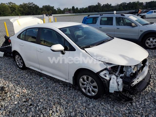 Photo 2 of 2025 TOYOTA COROLLA LE (VIN 5YFB4MDE4SP256631)