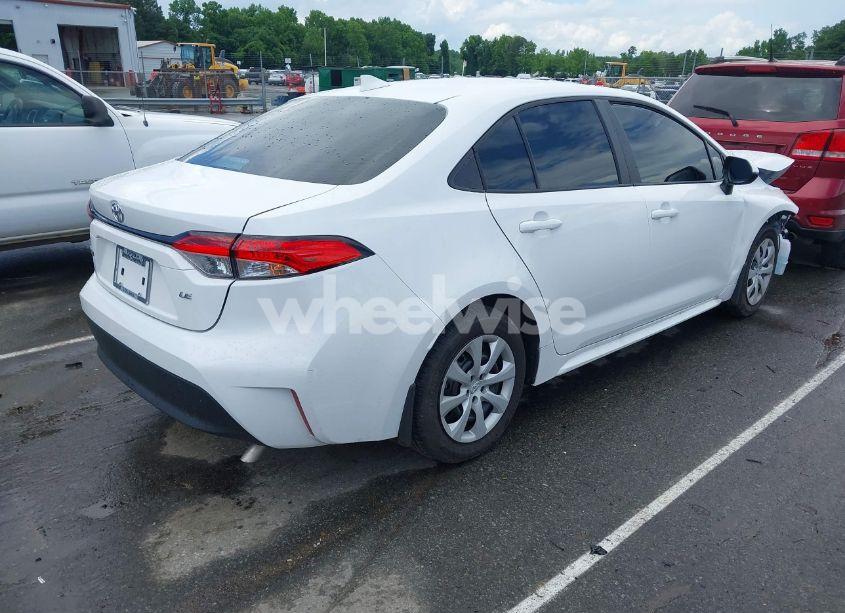 Photo 4 of 2025 Toyota Corolla LE (VIN 5YFB4MDE4SP276037)