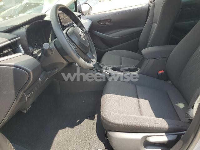 2025 TOYOTA COROLLA LE (VIN 5YFB4MDE4SP326094) main photo