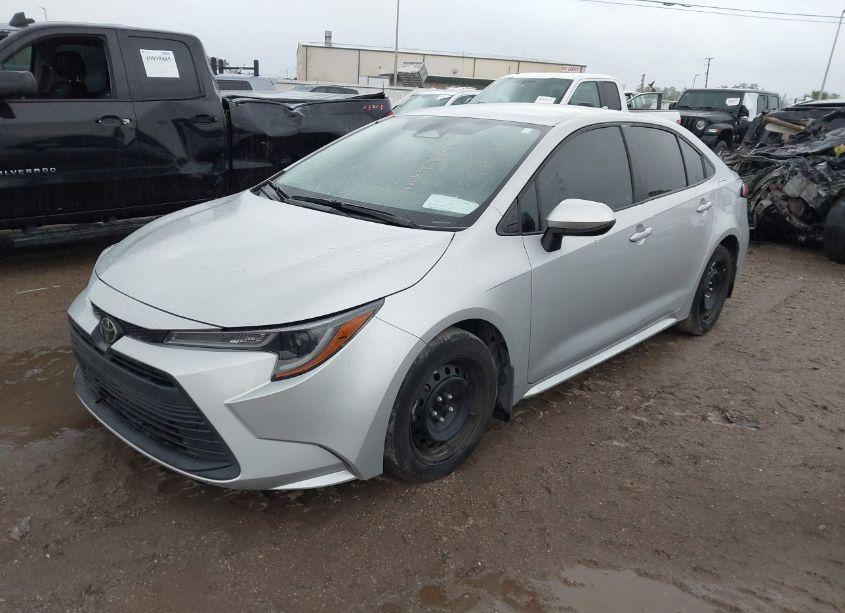 Photo 2 of 2023 Toyota Corolla LE (VIN 5YFB4MDE5PP004152)