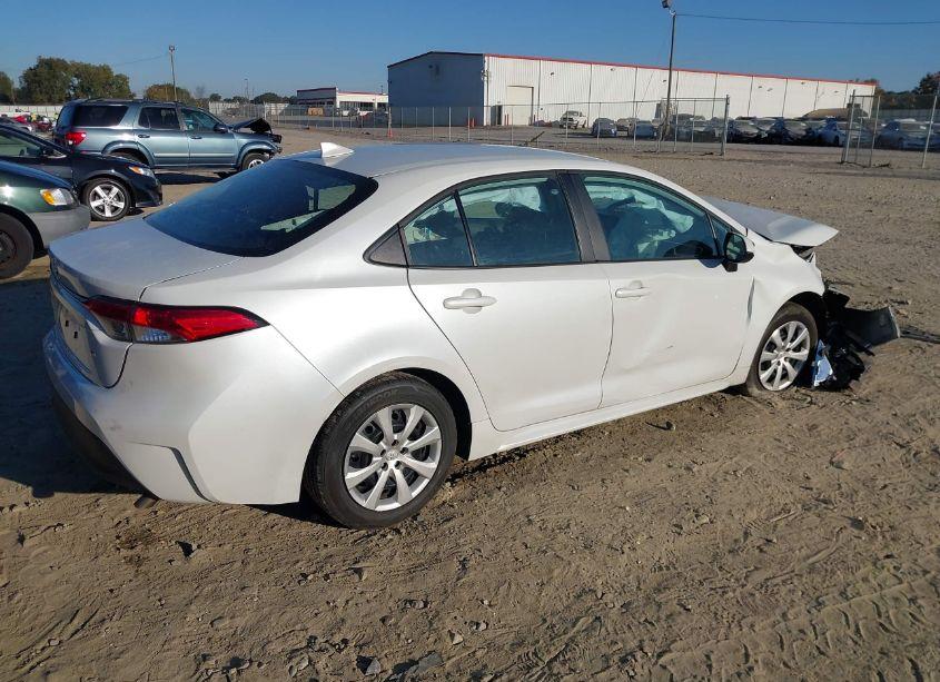 Photo 4 of 2023 Toyota Corolla LE (VIN 5YFB4MDE5PP037717)