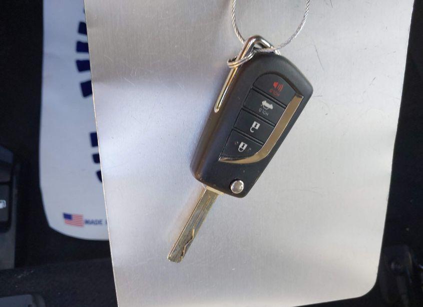 Photo 11 of 2023 Toyota Corolla LE (VIN 5YFB4MDE5PP038429)