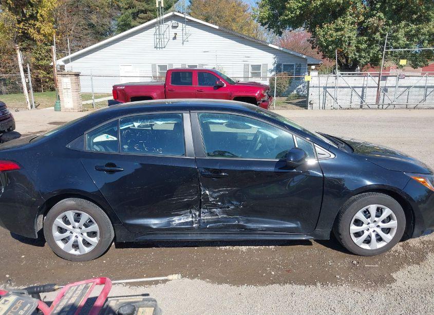 Photo 13 of 2023 Toyota Corolla LE (VIN 5YFB4MDE5PP038429)