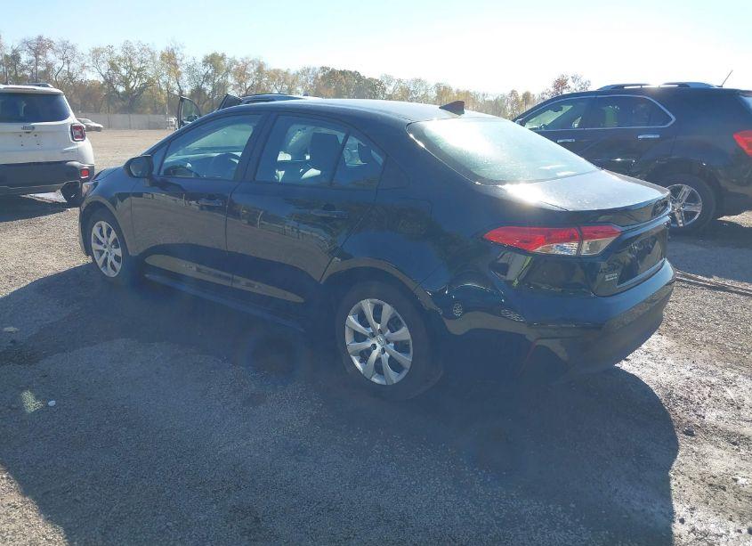 Photo 3 of 2023 Toyota Corolla LE (VIN 5YFB4MDE5PP038429)