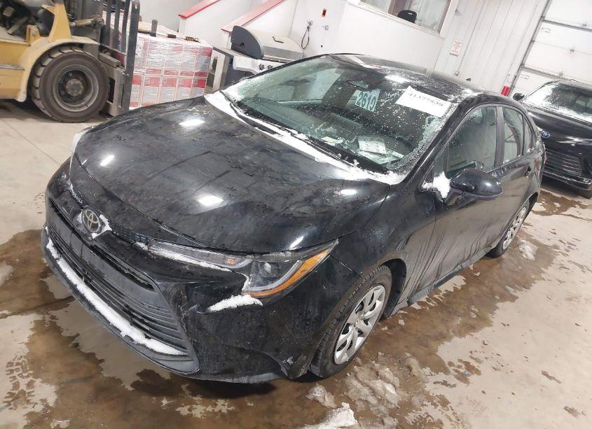 Photo 2 of 2023 Toyota Corolla LE (VIN 5YFB4MDE5PP066358)