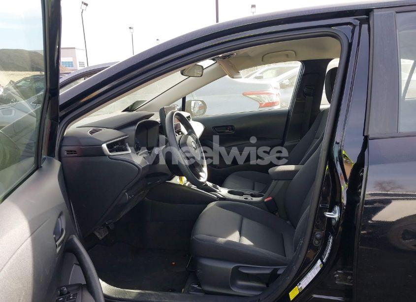 Photo 5 of 2023 Toyota Corolla LE (VIN 5YFB4MDE5PP069373)