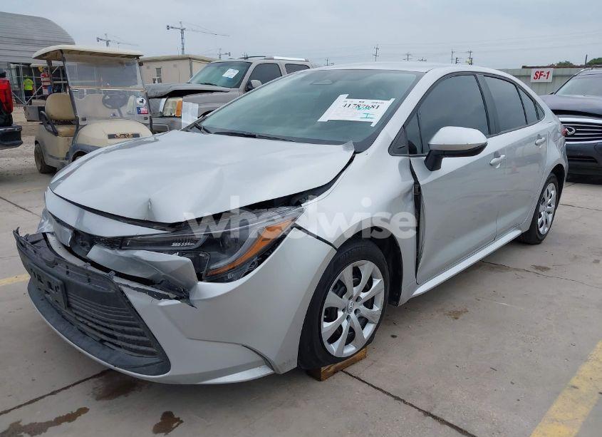 Photo 2 of 2023 Toyota Corolla LE (VIN 5YFB4MDE5PP077487)