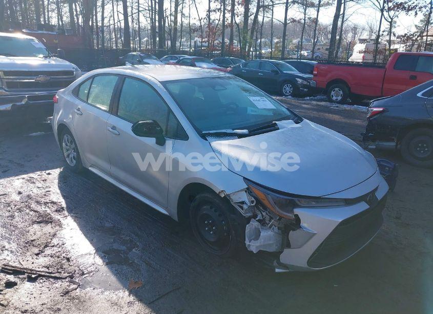 2024 Toyota Corolla LE (VIN 5YFB4MDE5RP087200) main photo