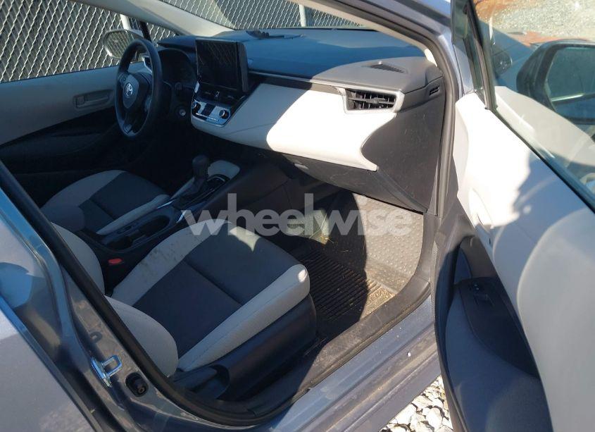 Photo 5 of 2024 Toyota Corolla LE (VIN 5YFB4MDE5RP117294)