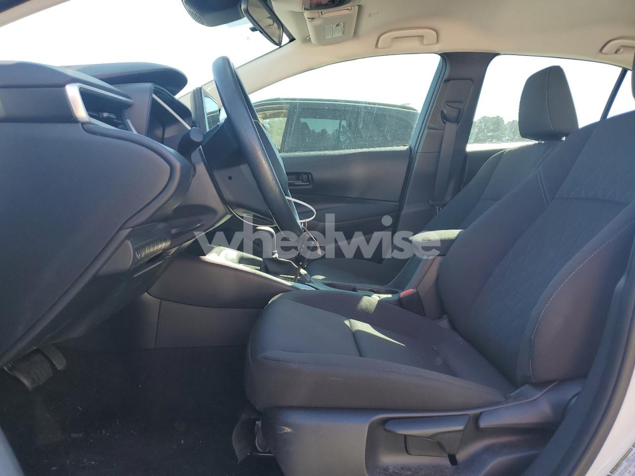 Photo 7 of 2024 TOYOTA COROLLA LE (VIN 5YFB4MDE5RP117425)