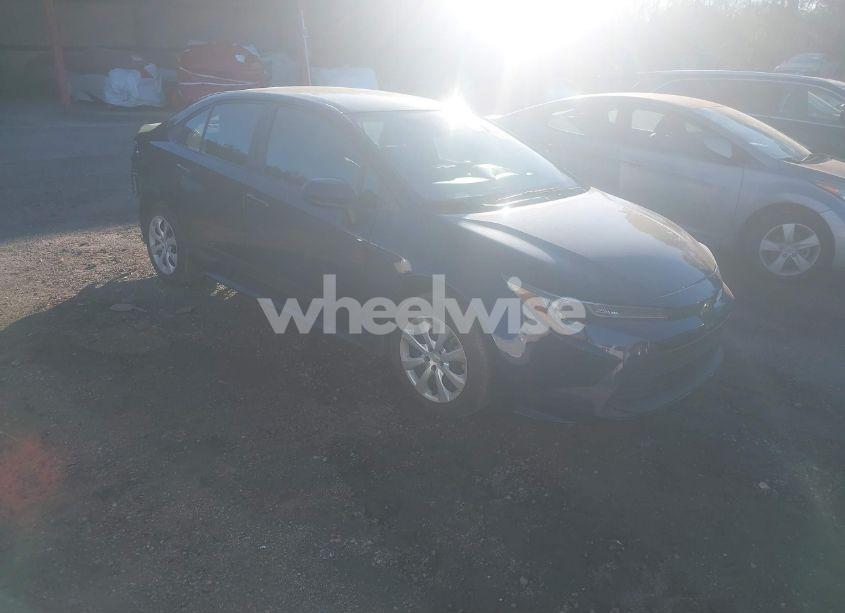 2024 Toyota Corolla LE (VIN 5YFB4MDE5RP119126) main photo