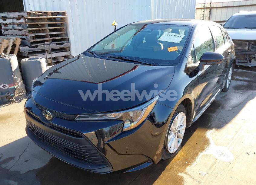 Photo 2 of 2024 Toyota Corolla LE (VIN 5YFB4MDE5RP127503)