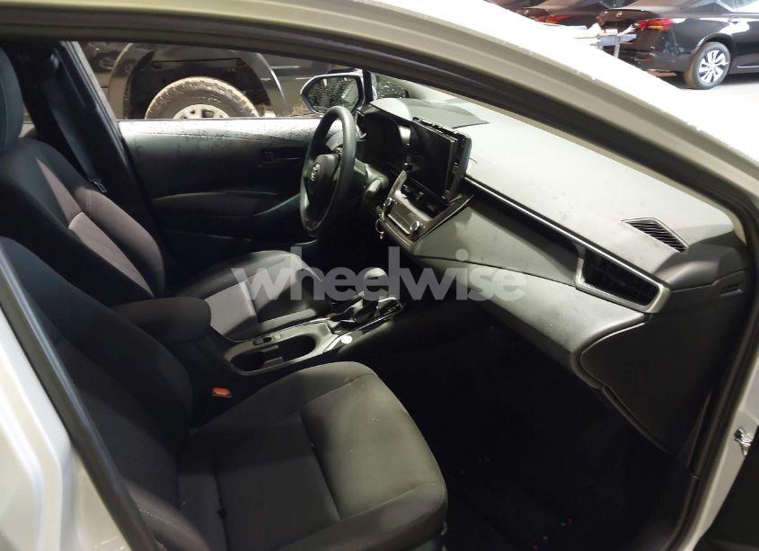 Photo 5 of 2024 Toyota Corolla LE (VIN 5YFB4MDE5RP140509)