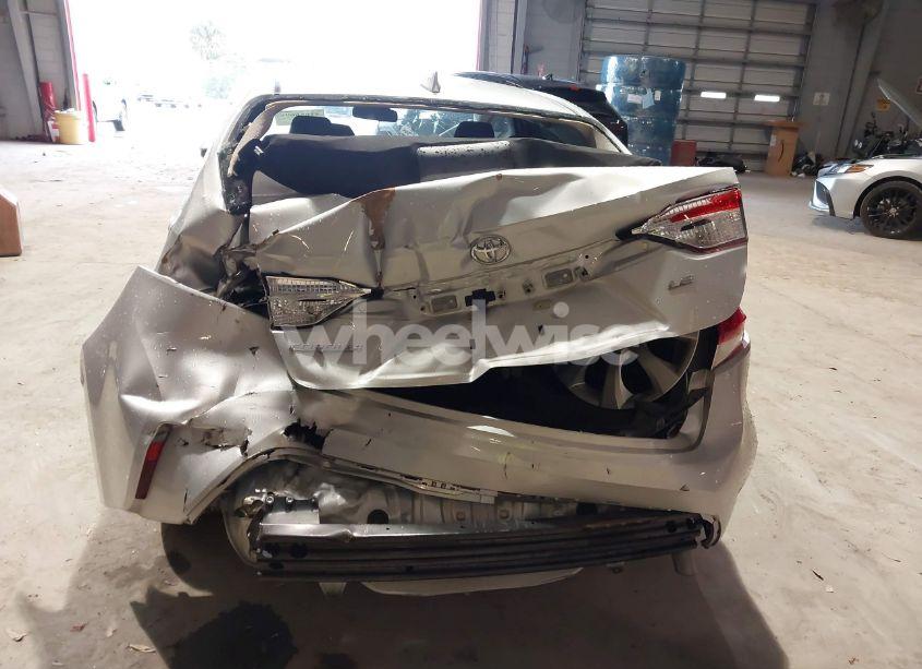 Photo 6 of 2024 Toyota Corolla LE (VIN 5YFB4MDE5RP140509)