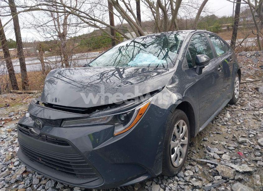 Photo 2 of 2024 Toyota Corolla LE (VIN 5YFB4MDE5RP147363)