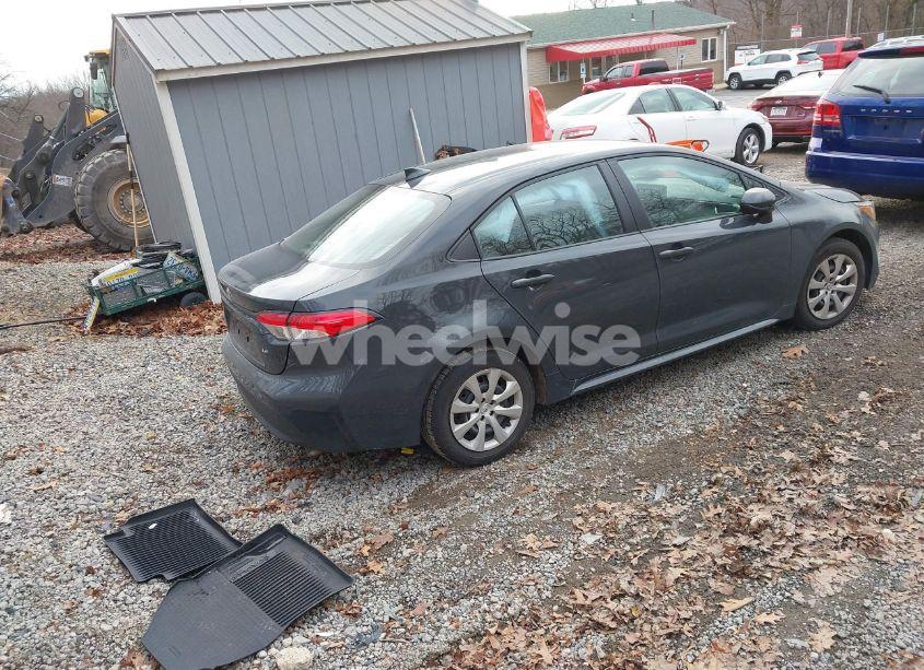 Photo 4 of 2024 Toyota Corolla LE (VIN 5YFB4MDE5RP153745)